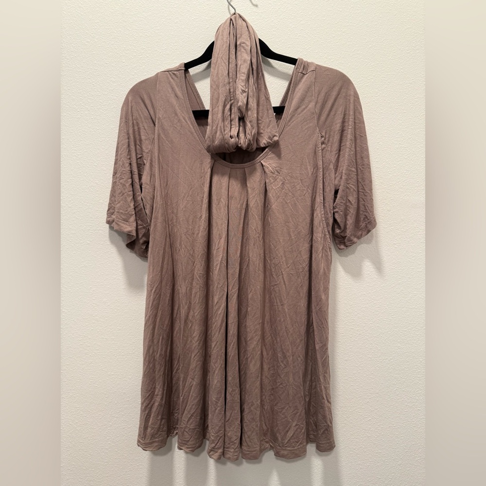 COTTON Latched mama. Lindi top in the color “Mocha”. One size